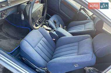 Купе Mercedes-Benz E-Class 1995 в 