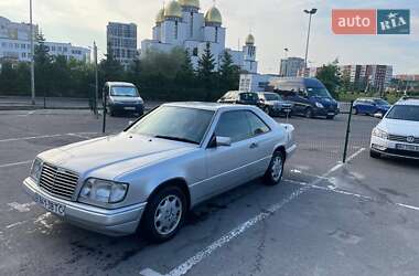 Купе Mercedes-Benz E-Class 1995 в 