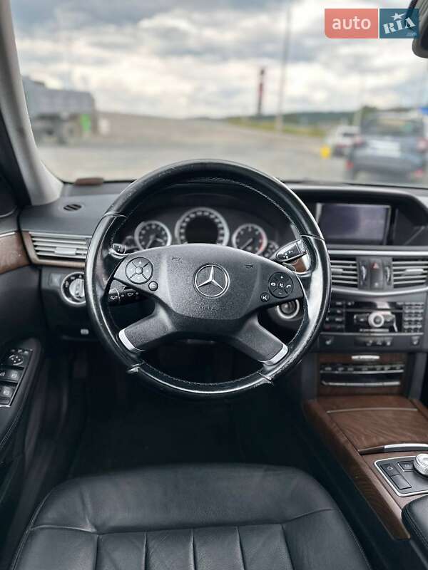 Універсал Mercedes-Benz E-Class 2010 в Самборі фото 2 Універсал Mercedes-Benz E-Class 2010 в Самборі