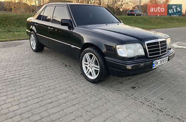 Седан Mercedes-Benz E-Class 1994 в Костопілі