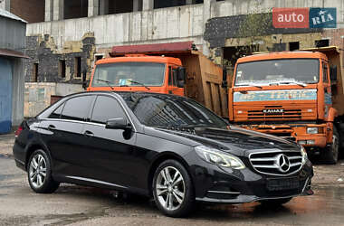 Седан Mercedes-Benz E-Class 2013 в Києві