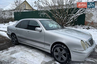 Седан Mercedes-Benz E-Class 2001 в Полонному