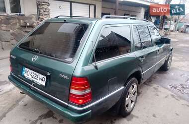 Универсал Mercedes-Benz E-Class 1995 в 