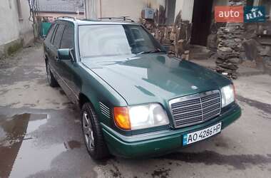 Универсал Mercedes-Benz E-Class 1995 в 