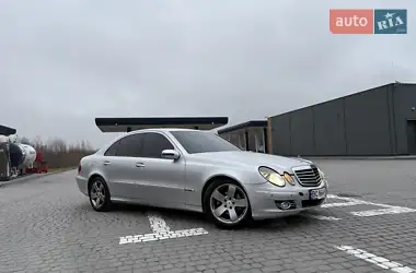Mercedes-Benz E-Class 2002