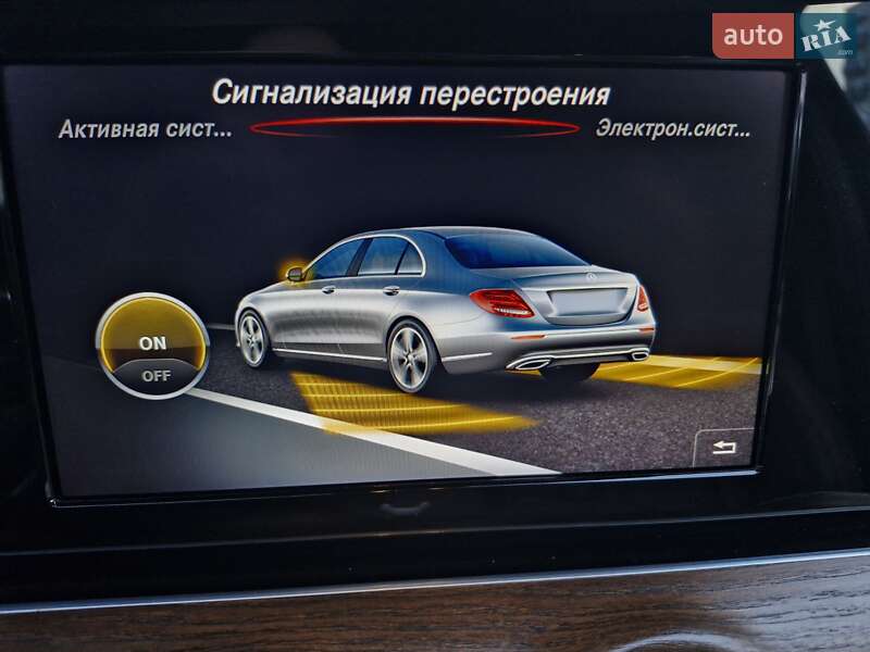 Седан Mercedes-Benz E-Class 2017 в Львове