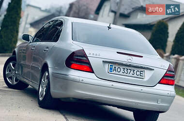 Седан Mercedes-Benz E-Class 2004 в Нижній Апші