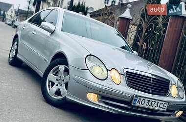 Седан Mercedes-Benz E-Class 2004 в Нижній Апші