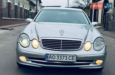 Седан Mercedes-Benz E-Class 2004 в Нижній Апші