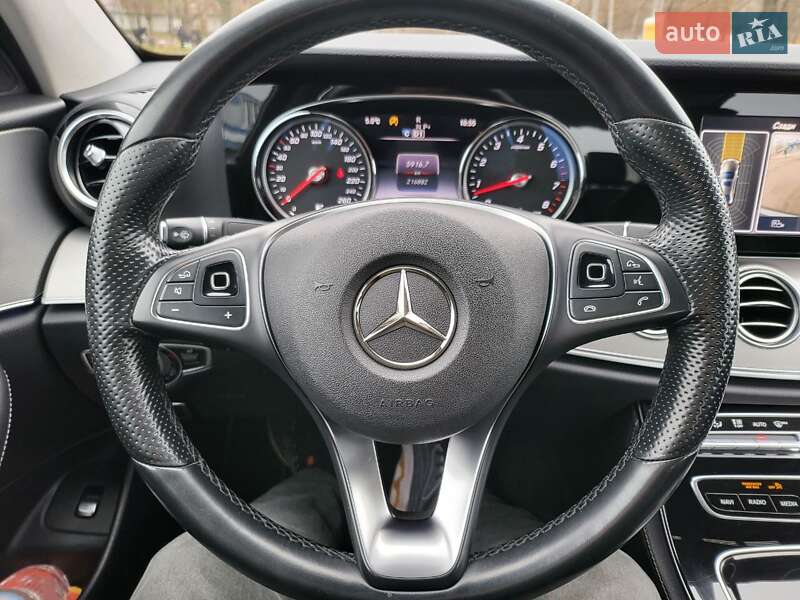 Седан Mercedes-Benz E-Class 2017 в Николаеве