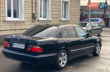 Седан Mercedes-Benz E-Class 2001 в Костополе