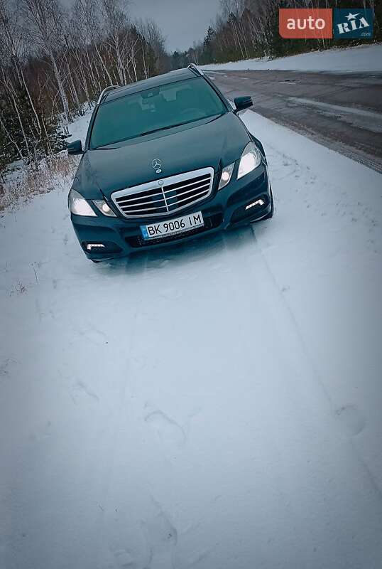 Универсал Mercedes-Benz E-Class 2009 в Хорошеве