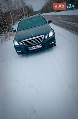 Универсал Mercedes-Benz E-Class 2009 в 