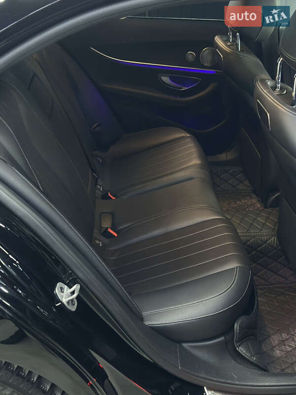 Седан Mercedes-Benz E-Class 2019 в Киеве
