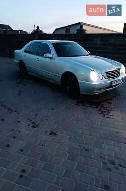 Седан Mercedes-Benz E-Class 1999 в Володимирці