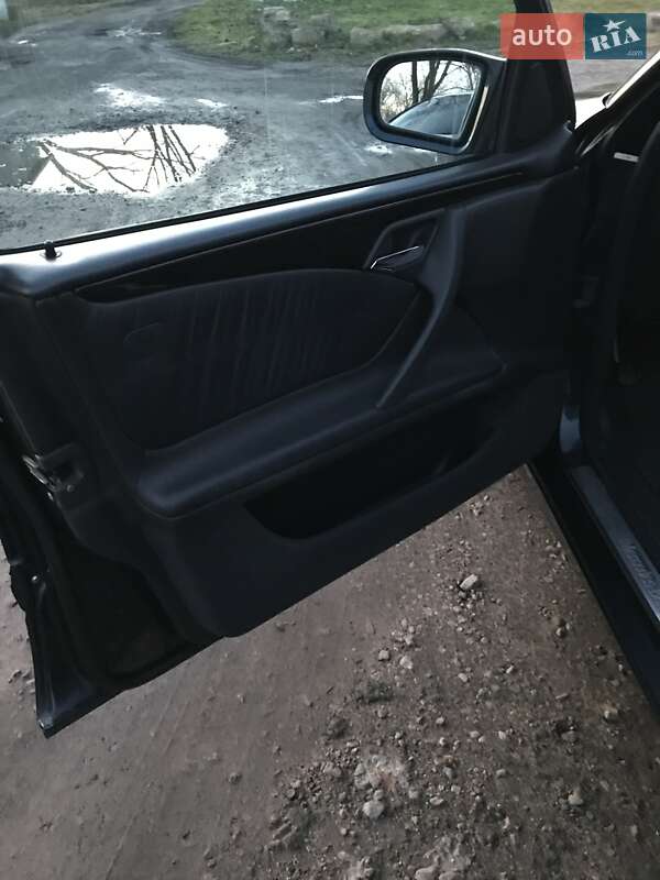 Седан Mercedes-Benz E-Class 2000 в Арцизові