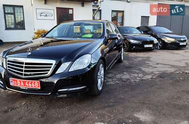 Седан Mercedes-Benz E-Class 2011 в Чернігові