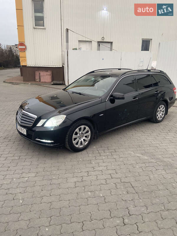 Універсал Mercedes-Benz E-Class 2010 в Львові