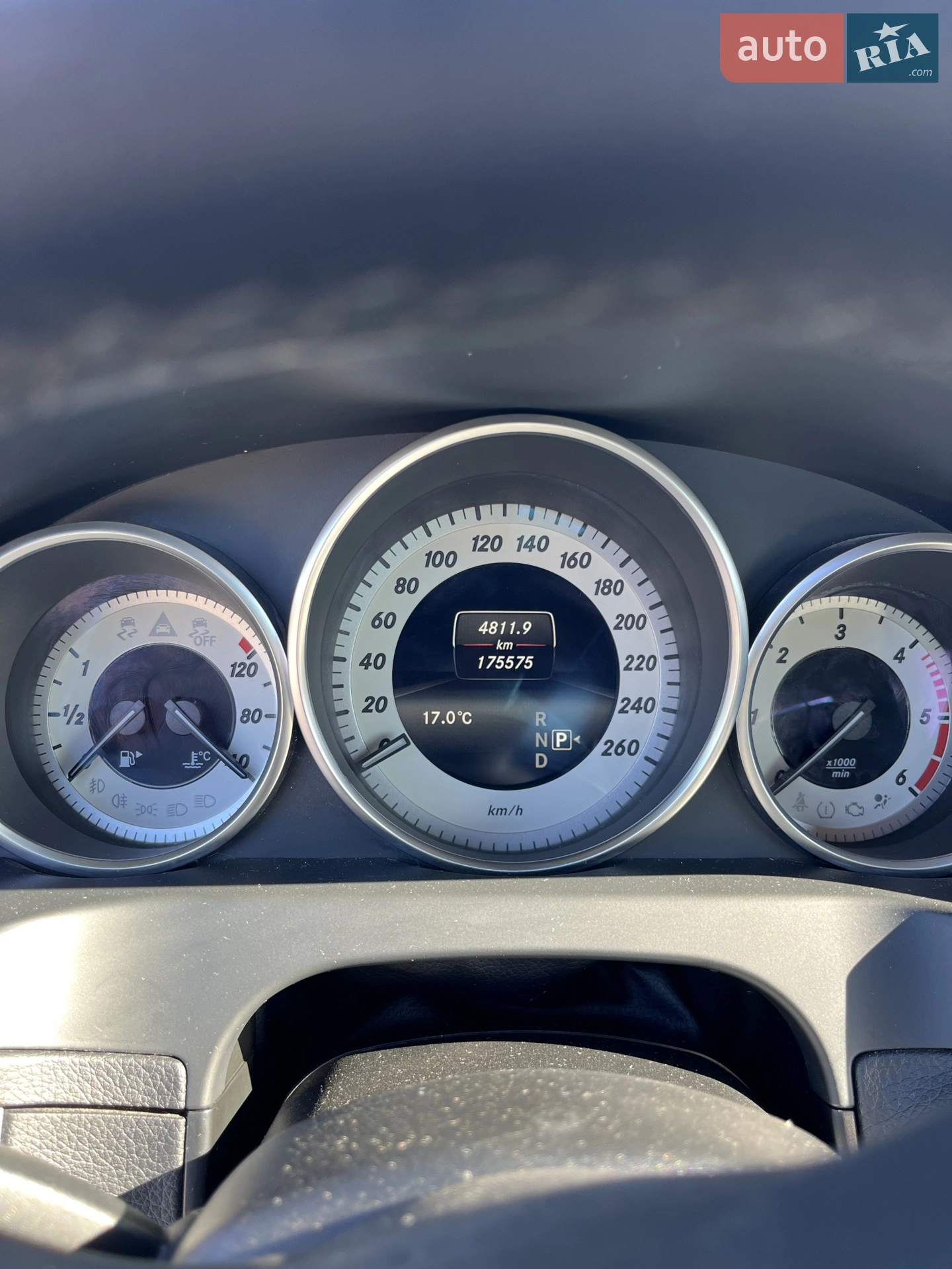 2013 Mercedes-Benz E-klasse - мініатюра 7
