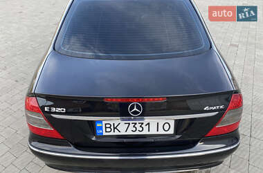 Седан Mercedes-Benz E-Class 2007 в Луцке