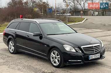 Універсал Mercedes-Benz E-Class 2011 в Ужгороді