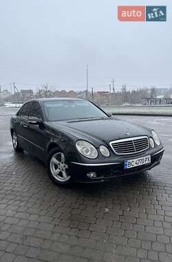 Седан Mercedes-Benz E-Class 2003 в Мостиській