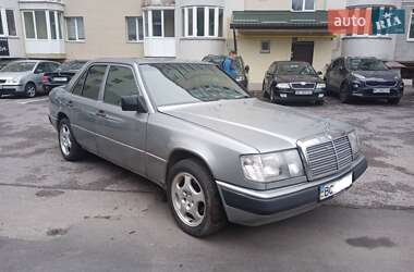 Седан Mercedes-Benz E-Class 1989 в 