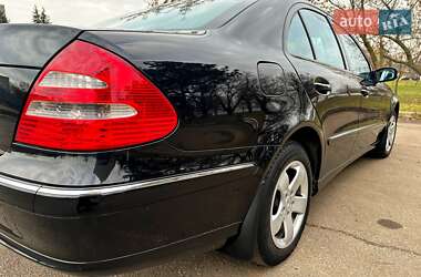 Седан Mercedes-Benz E-Class 2005 в 