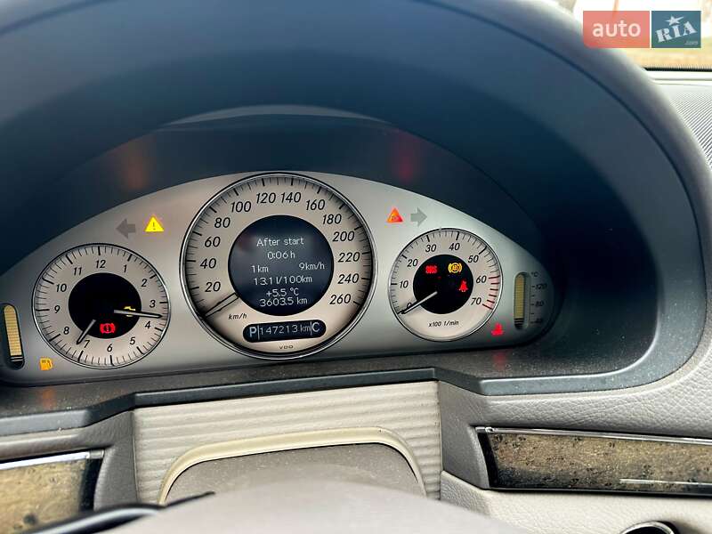 Седан Mercedes-Benz E-Class 2005 в Николаеве