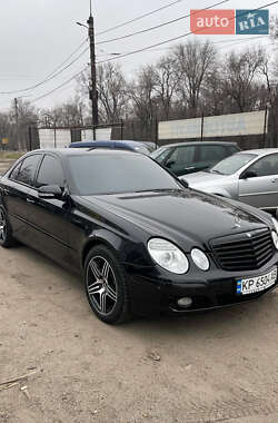 Седан Mercedes-Benz E-Class 2007 в Запорожье