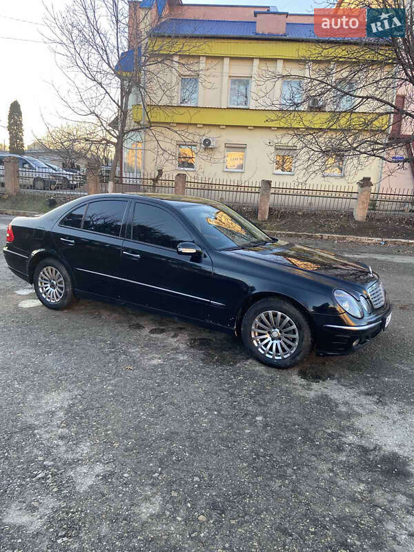 Седан Mercedes-Benz E-Class 2006 в Кам'янець-Подільському