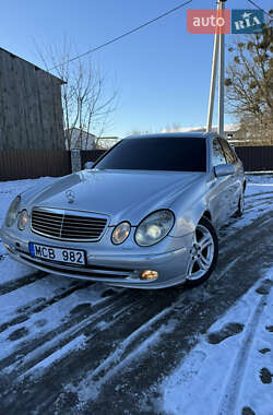 Седан Mercedes-Benz E-Class 2003 в Березному