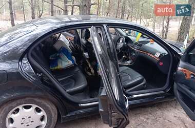 Седан Mercedes-Benz E-Class 2004 в 