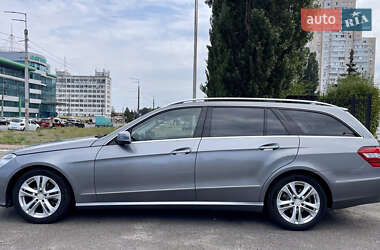 Універсал Mercedes-Benz E-Class 2011 в Києві