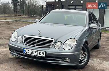 Седан Mercedes-Benz E-Class 2005 в Тростянці