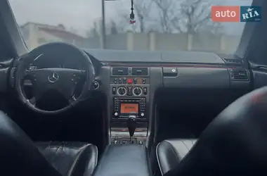 Mercedes-Benz E-Class 2000