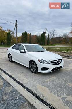Седан Mercedes-Benz E-Class 2015 в 