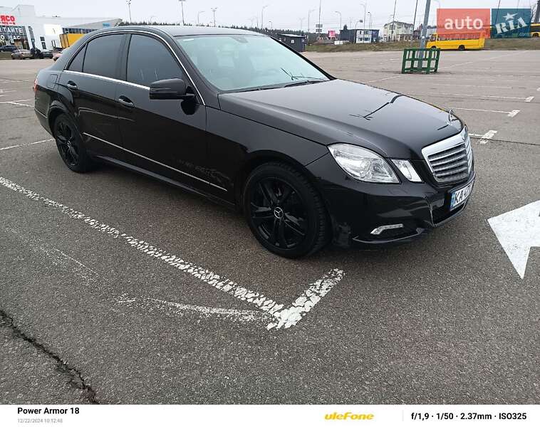Седан Mercedes-Benz E-Class 2009 в Киеве