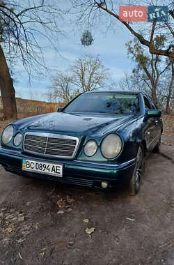 Седан Mercedes-Benz E-Class 1996 в 