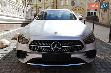 Седан Mercedes-Benz E-Class 2021 в Києві