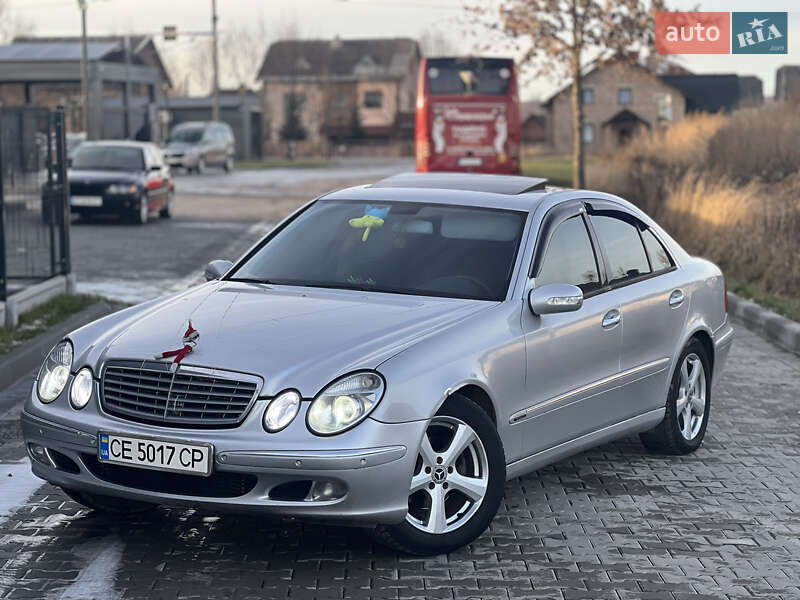 Седан Mercedes-Benz E-Class 2003 в Ивано-Франковске