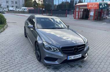 Седан Mercedes-Benz E-Class 2015 в Львові