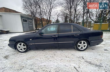 Седан Mercedes-Benz E-Class 1996 в Львове