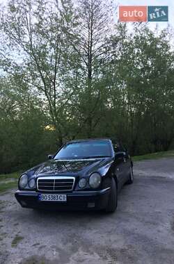 Седан Mercedes-Benz E-Class 1998 в Івано-Франківську