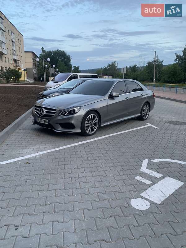 Седан Mercedes-Benz E-Class 2014 в Могилів-Подільському