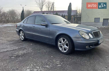 Седан Mercedes-Benz E-Class 2006 в Городенці