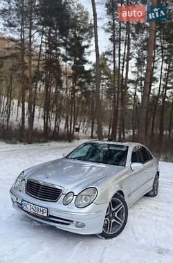 Седан Mercedes-Benz E-Class 2003 в Тернополе