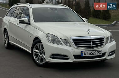 Універсал Mercedes-Benz E-Class 2011 в Києві