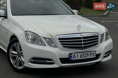 Універсал Mercedes-Benz E-Class 2011 в Києві