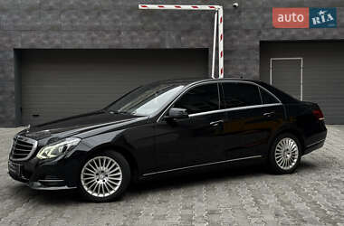 Седан Mercedes-Benz E-Class 2013 в Киеве